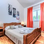 Eldina By Interhome * Pula