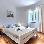 Eldina By Interhome