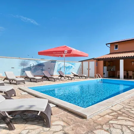Holiday home Eldina - Pul485 By Interhome *