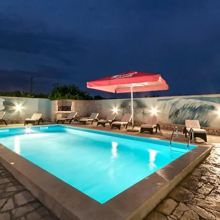 Eldina - Pul485 By Interhome * Pula