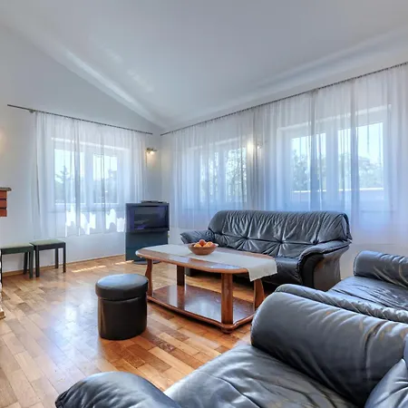 Hébergement de vacances Eldina By Interhome Pula